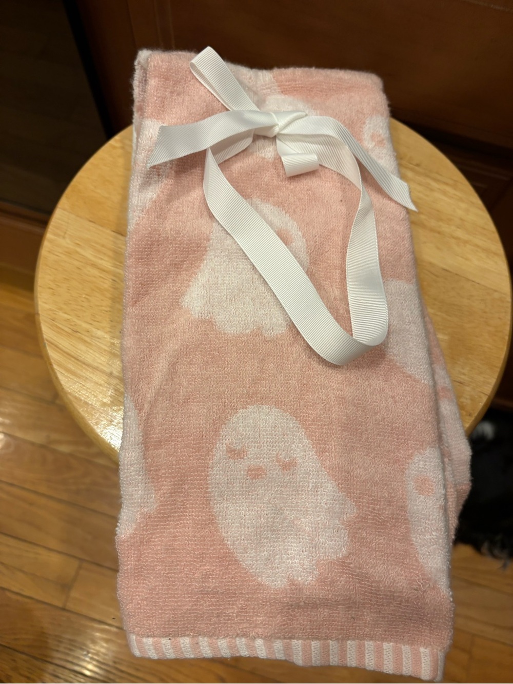 Set if 3-super soft Hand towels-Pink & white Halloween